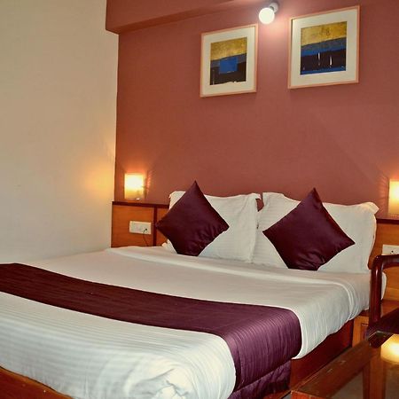 Sukh Hotel Bombaj Zewnętrze zdjęcie