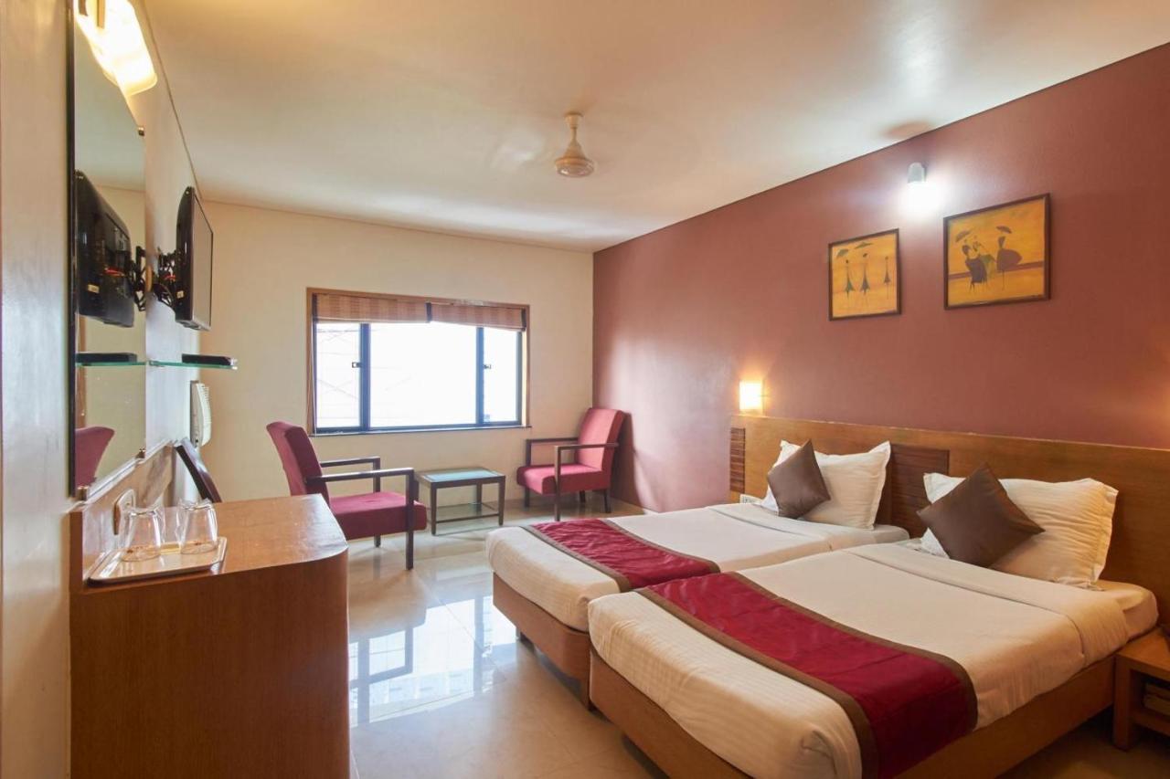 Sukh Hotel Bombaj Zewnętrze zdjęcie