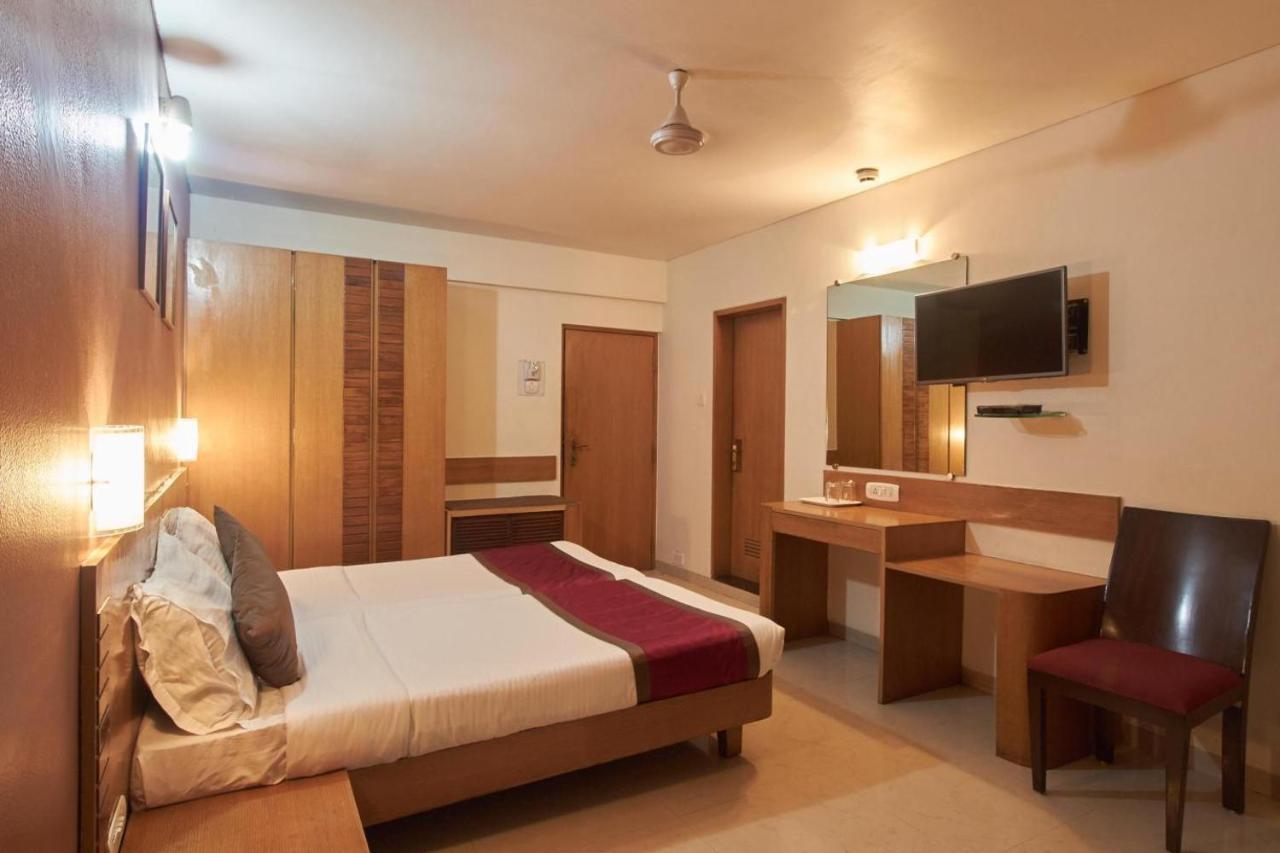 Sukh Hotel Bombaj Zewnętrze zdjęcie