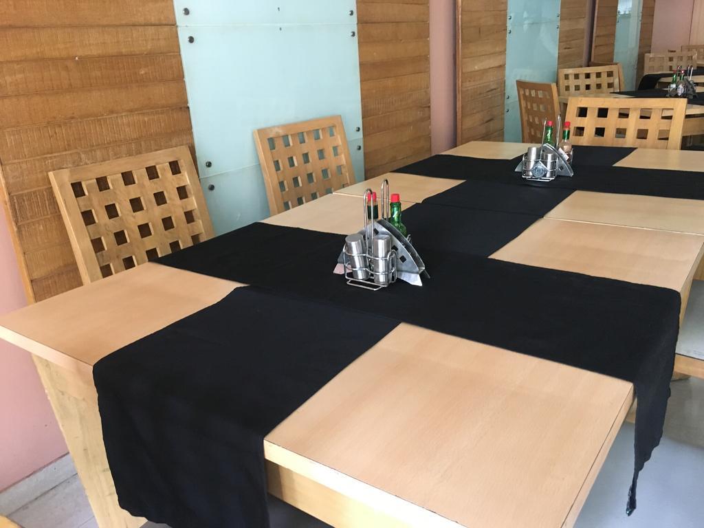 Sukh Hotel Bombaj Zewnętrze zdjęcie