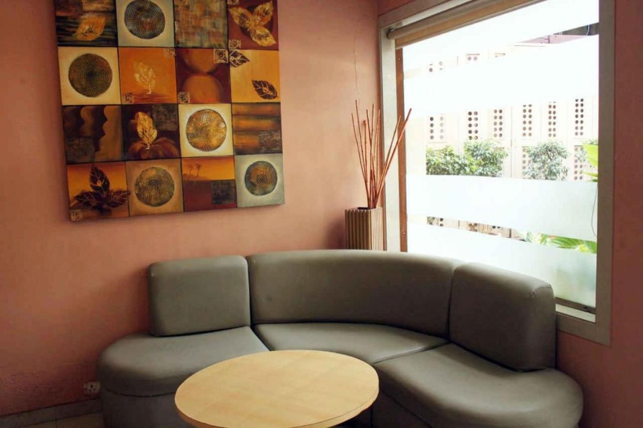 Sukh Hotel Bombaj Zewnętrze zdjęcie