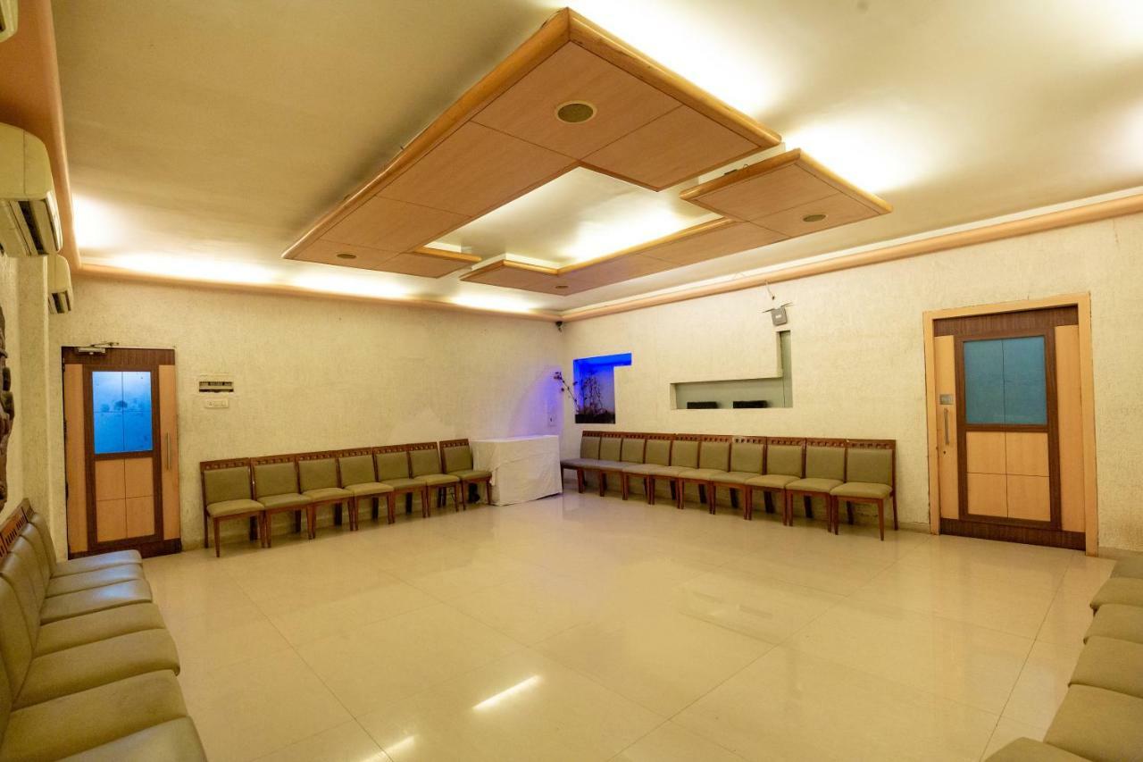 Sukh Hotel Bombaj Zewnętrze zdjęcie
